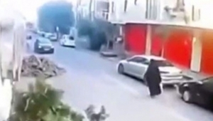 Avcılar'da bebeğin çöpe atılması kamerada