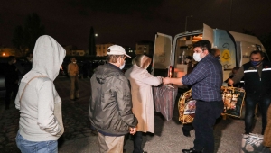 Buca Belediye Başkanı Kılıç’tan kira kampanyasına 15 bin TL bağış