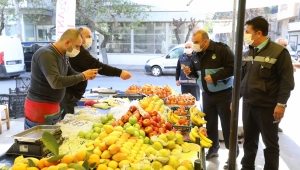 Buca pazarlarında denetimler sıklaştırıldı 