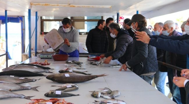 Çeşme Belediyesi’nden yerel üretime destek