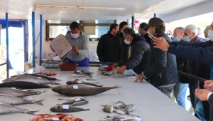 Çeşme Belediyesi’nden yerel üretime destek