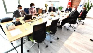 “Kış bastırmadan çadırlarda kalan yurttaşlarımızı sıcak yuvaya kavuşturmalıyız”