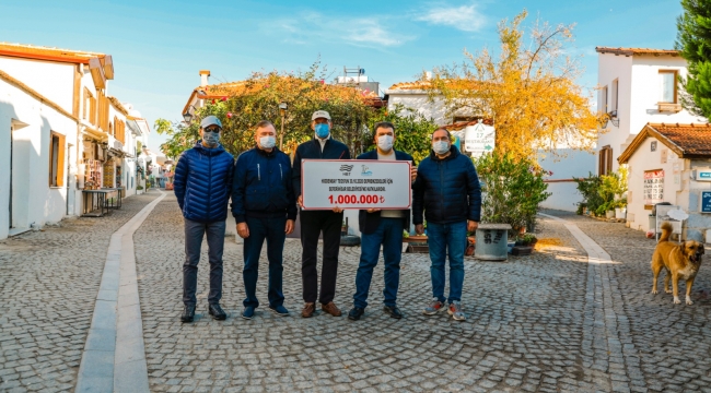 Sığacık’ta tsunaminin yaraları sarılıyor