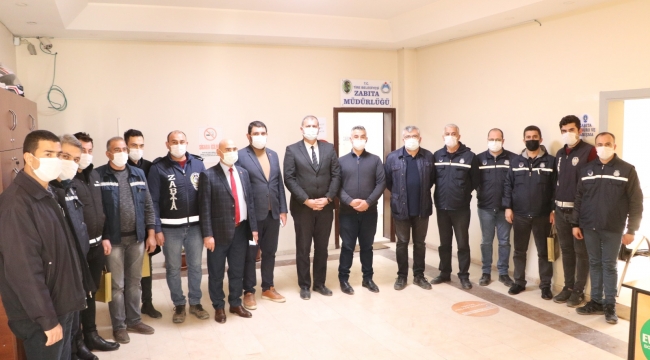 BAŞKAN DURAN BELEDİYE ÇALIŞANLARININ YENİ YILINI KUTLADI 