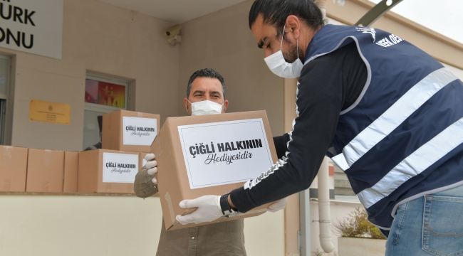 Çiğli Belediyesi'nden Esnafa Gıda Kolisi Desteği