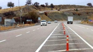Mahalleli 'Ölüm yoluna' isyan etti! 69 kazada 39 kişi hayatını kaybetti