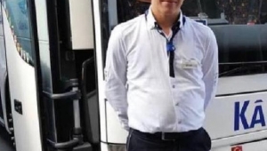Yolcu otobüsü kamyona arkadan çarptı: 1 ölü, 15 yaralı (2)