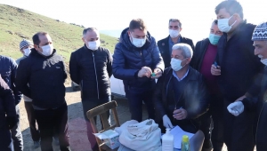 Bayındır’da Üreticiye Destek Devam Ediyor