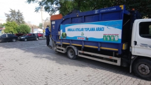 BAYRAKLI BELEDİYESİNDEN GERİ DÖNÜŞÜME 15 BİN TON ATIK