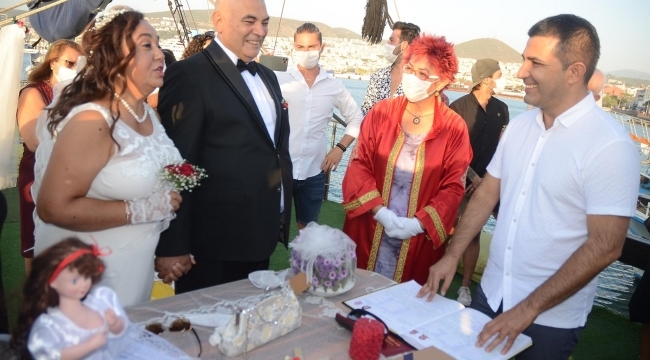 Kuşadası'nda Aşk Başkadır