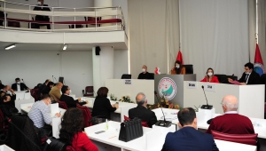 Balçova Belediyesi’nden Esnafa Maddi Yardım