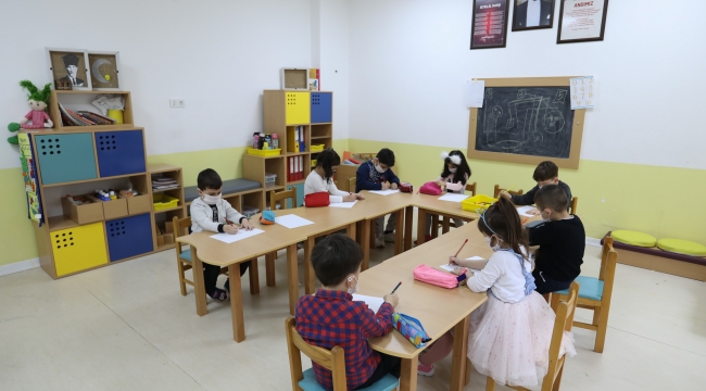 Buca Belediyesi tam zamanlı kreşleri hizmete açıyor 