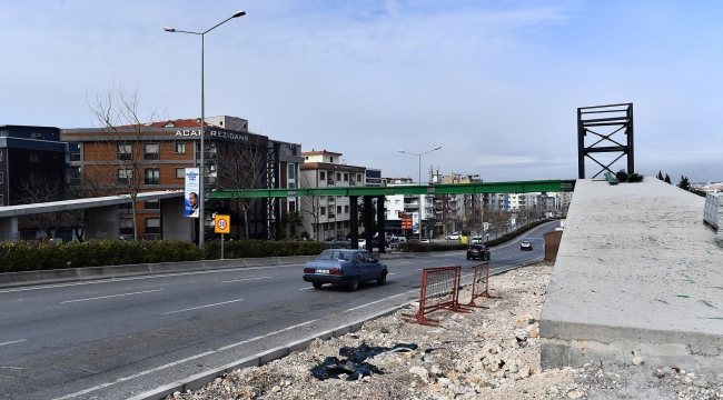 Büyükşehir’den Buca ve Konak’a iki yeni yaya üst geçidi