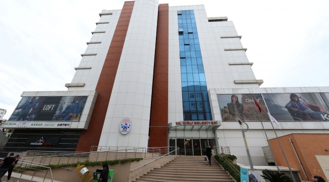 Çiğli’de ilk başvurulara ödemeler hemen yapıldı