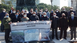 İzmir'deki Ardahanlılardan 100'üncü kurtuluş yılı kutlaması
