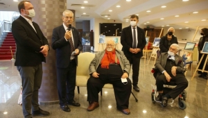 Karşıyaka Sabahattin Ali'yi unutmadı