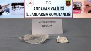 Ardahan Jandarmadan uyuşturucu operasyonu: 1 gözaltı