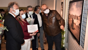 Bornova’da Ahde Vefa Sergisi 