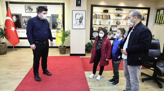 Bucalı öğrenciler hayat bilgisi ödevini Başkan Kılıç'la yaptı