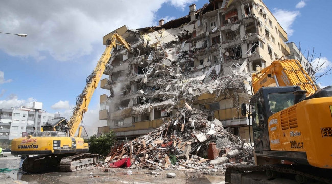 Karşıyaka Belediyesi hafriyat firması temsilcileri ile bir araya geldi