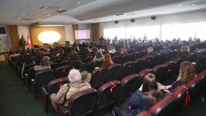 Karşıyaka’da Toplumsal Cinsiyet eşitliği Paneli’nin ilk oturumu tamamlandı
