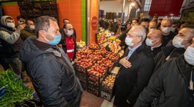 Kılıçdaroğlu İzmir’de hal esnafıyla buluştu