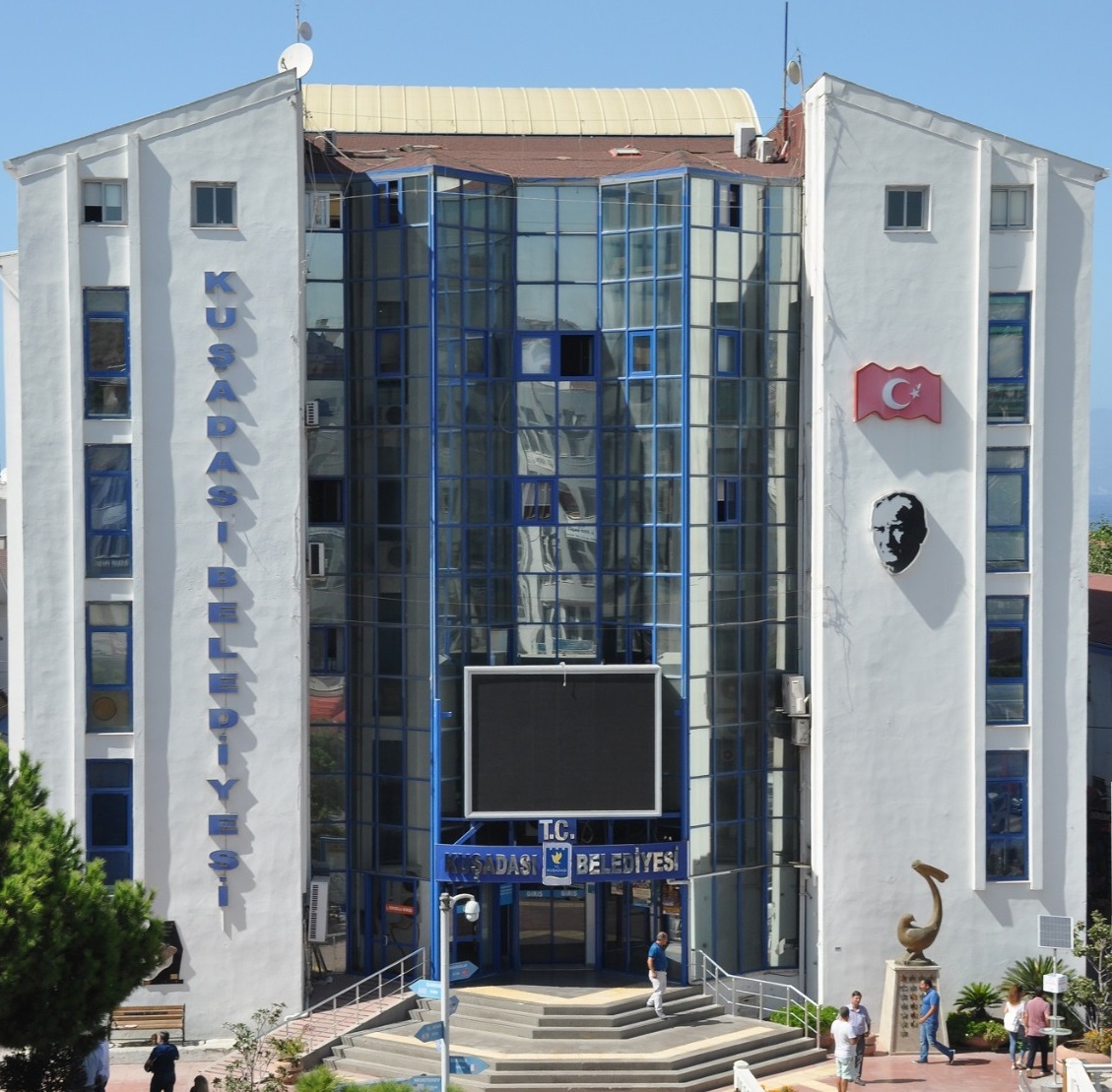 Kuşadası Belediyesi'nden Dolandırıcılık Uyarısı