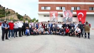 Başkan Sandal Emekçilerle 1 Mayıs'ı Kutladı