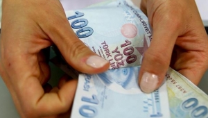 Burs ve kredi ödemeleri başladı