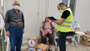 Büyükşehir Karaburun'daki depremzedelerin yanında 