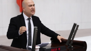 CHP'li Bakan intihar mektuplarını Meclis'te okudu!
