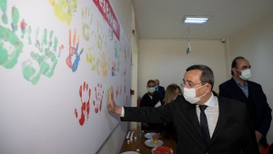 Yüksel Taşkın’dan Konak’ın sosyal tesislerine tam not