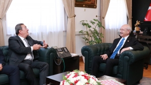 Batur'dan Konak'ın açılışlarına davet