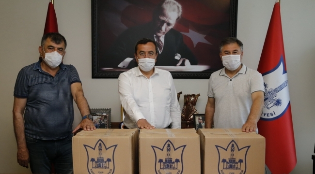 Konak'ta amatör sporculara gıda desteği