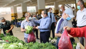 Konak'ta pazaryerlerine Covid-19 denetimi
