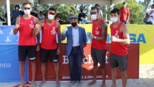 Plaj voleybolunda şampiyon Türkiye