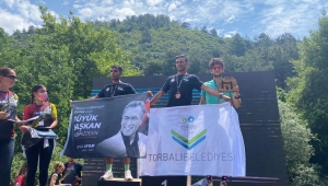 Torbalı Belediyesi sporcuları Başkan Uygur’u unutmadı
