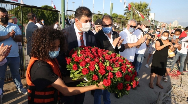 Atatürk'ün Karşıyaka'ya gelişi coşkuyla kutlandı
