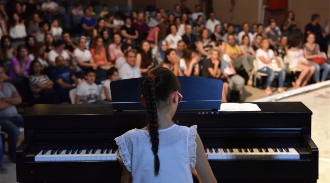 Bornova yaz aylarına müzik ile giriyor