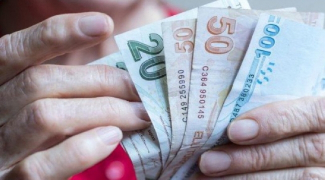 Emekliler sokağa indi