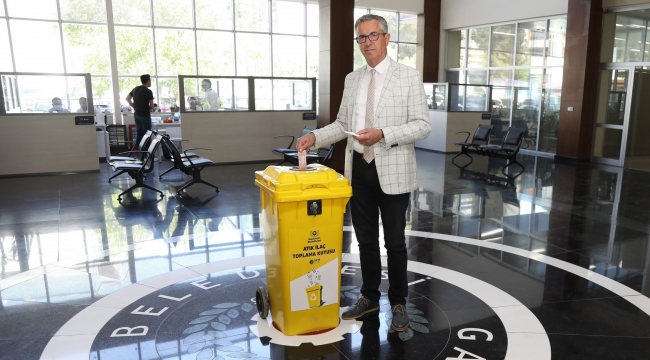 Gaziemir'de atık ilaçlar çöpe gitmeyecek