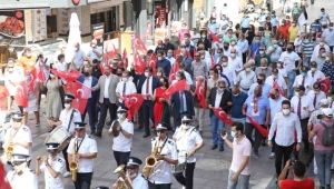 Karşıyaka'da 24 Haziran coşkusu başladı