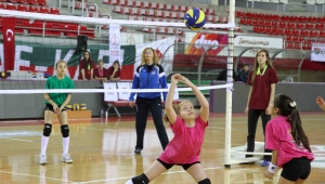Karşıyaka’da spor kursları başladı!