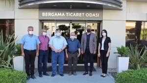 Kınık Kaymakamı Erol Türkmen ile Kınık Belediye Başkanı Dr. Sadık Doğruer, Bergama Ticaret Odasını ziyaret etti