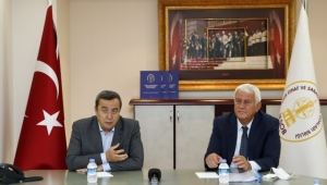 Online ruhsat başvurusu Esnaf Odaları Birliğine tanıtıldı