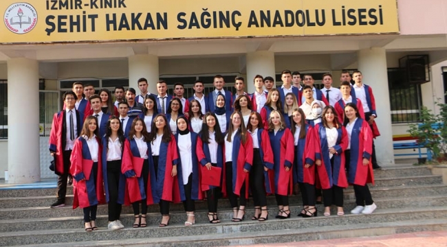  ŞEHİT HAKAN SAĞINÇ ANADOLU LİSESİ MEZUNİYET TÖRENİ YAPILDI