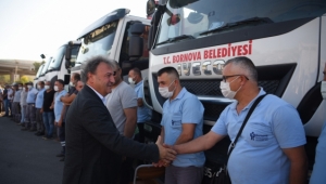 Başkan İduğ mesai arkadaşlarıyla bayramlaştı