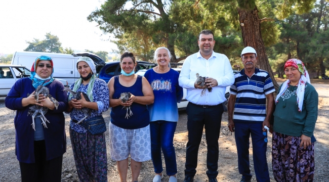 Hindi belediyeden üretip kazanmak çiftçiden