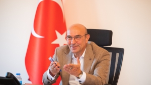 İhale iptal edildi, tarihi bina biraz daha çürüdü
