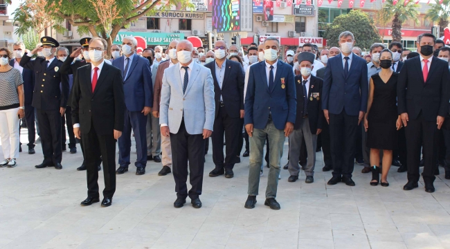 30 AĞUSTOS KEMALPAŞA’DA TÖRENLE KUTLANDI